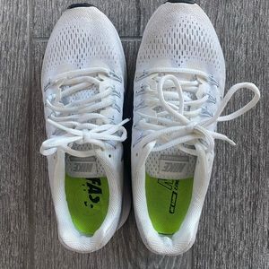 White Nike Pegasus Sneakers